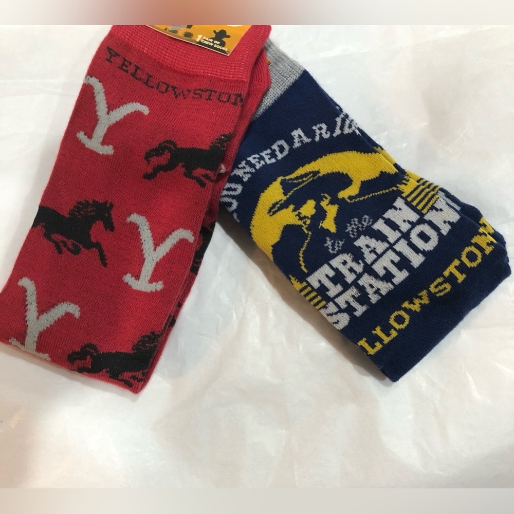 2pair Yellowstone red & dark blue train station‎ crew socks new